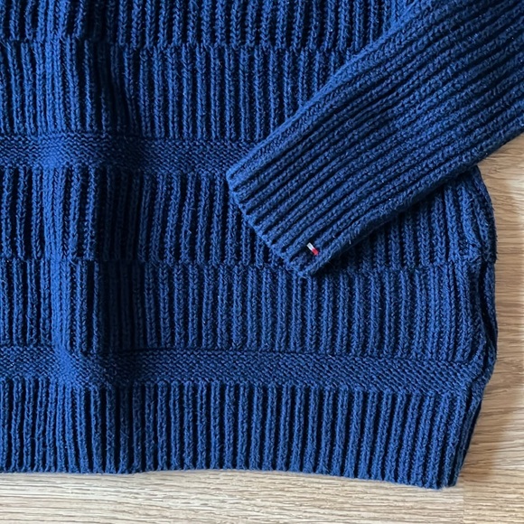 Tommy Hilfiger Round Neck Cotton Knit Sweater - Navy Blue - Picture 5 of 8